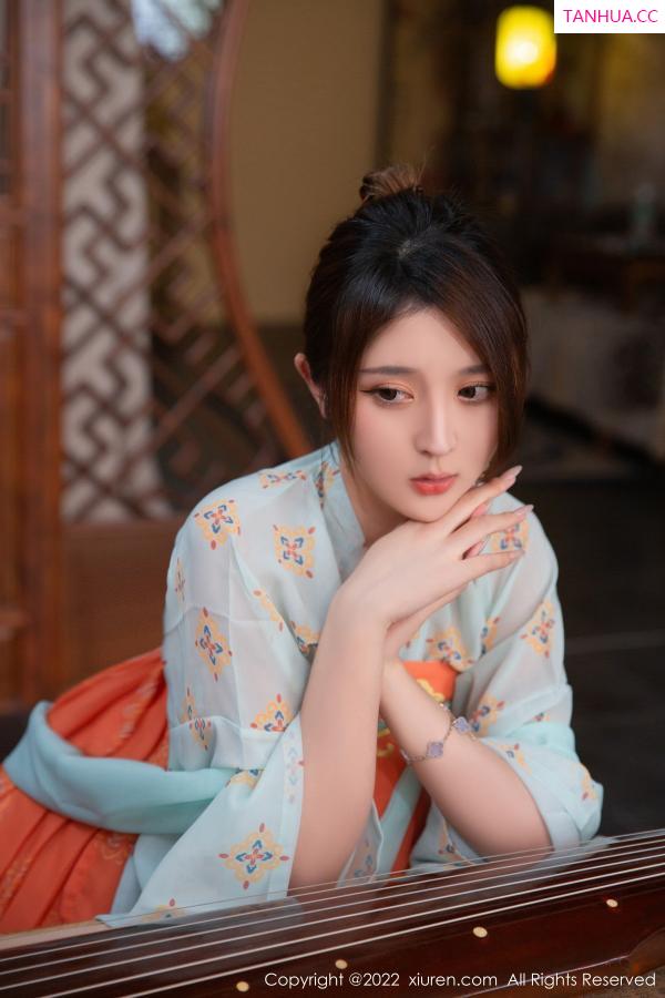 夏甜甜  [XiuRen]高清写真图 2022.10.28 No.5772 夏甜甜 古装美腿第5张图片